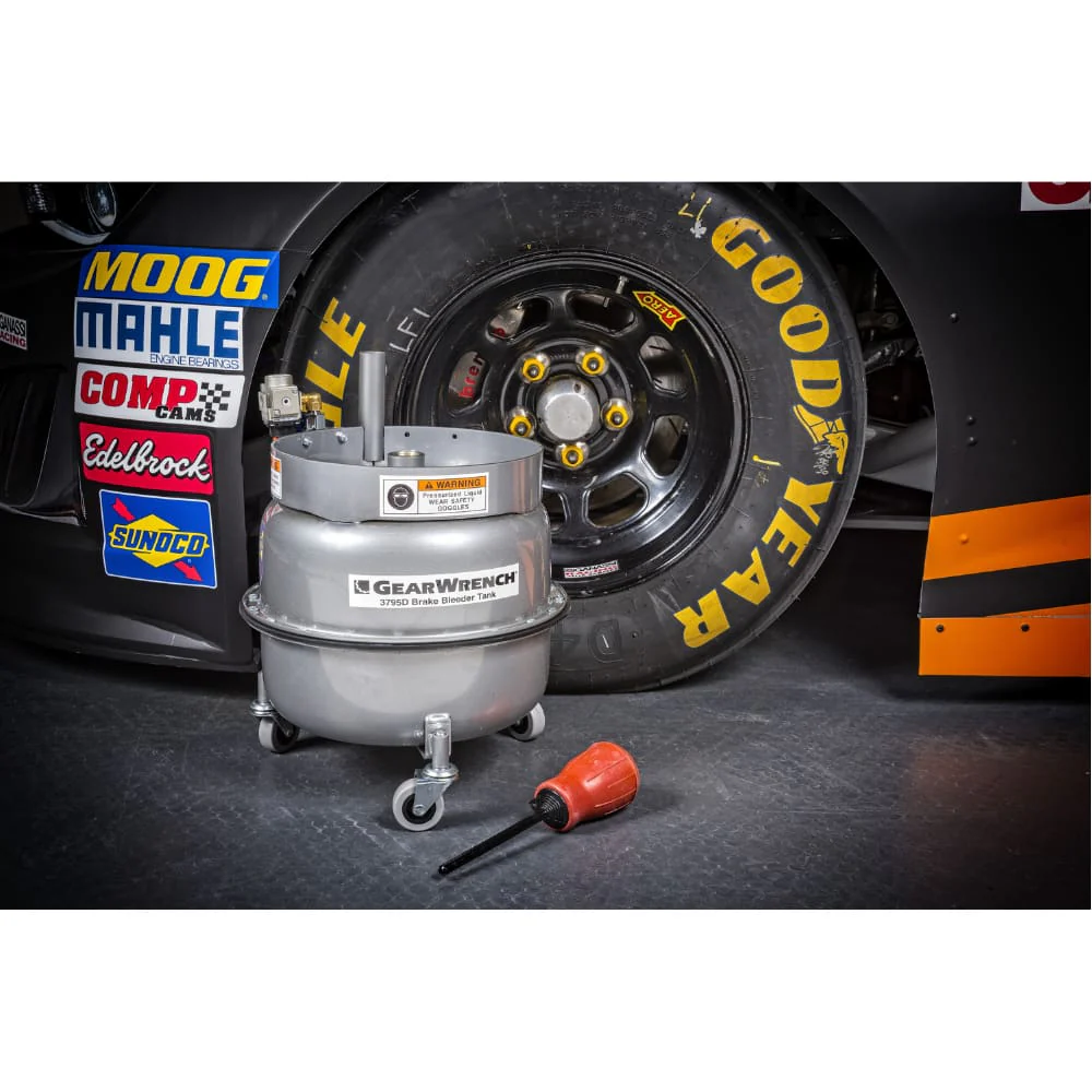 GearWrench 3795D Air Pump Brake Bleeder Tank - Image 3