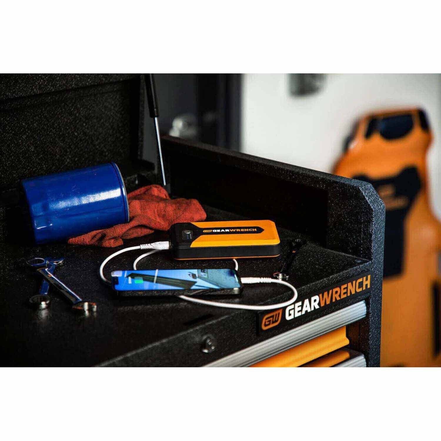 Gearwrench GWLBJ12 1200A 12V Lithium Battery Jump Starter and Powerbank - Image 6