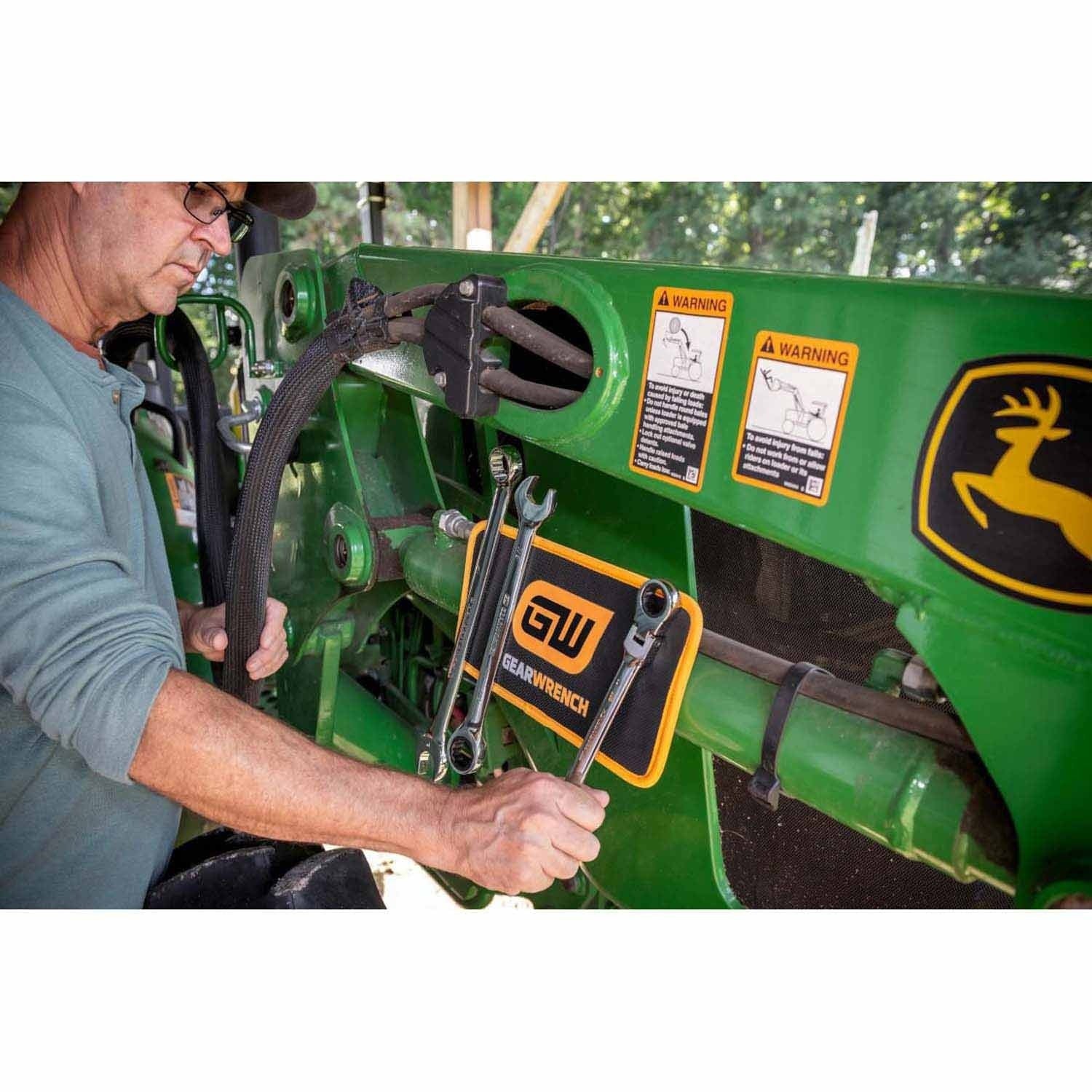GearWrench GWMAGMAT126 12" X 6" High Strength Magnetic Tool Mat - Image 3
